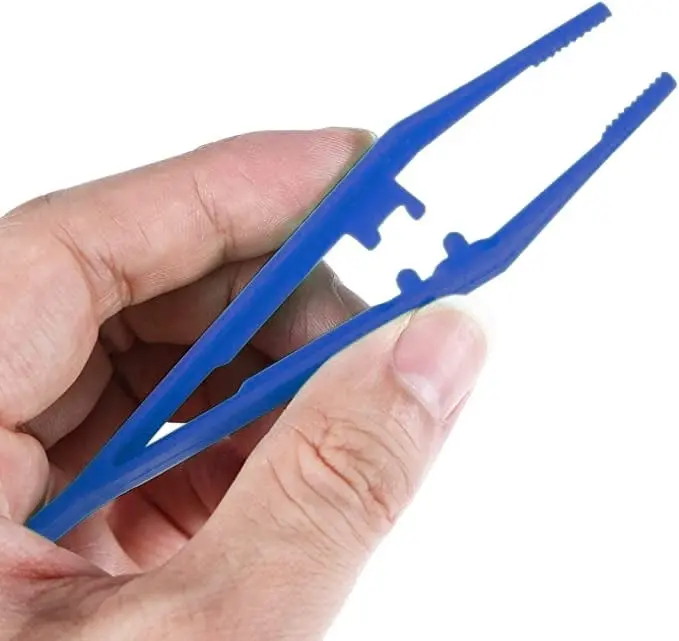 Amscope Plastic Disposable Tweezers 1