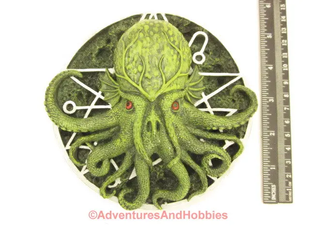 Cthulhu Wall Plaque 5-1/2 Inch H. P. Lovecraft Mythos Great Old One 1