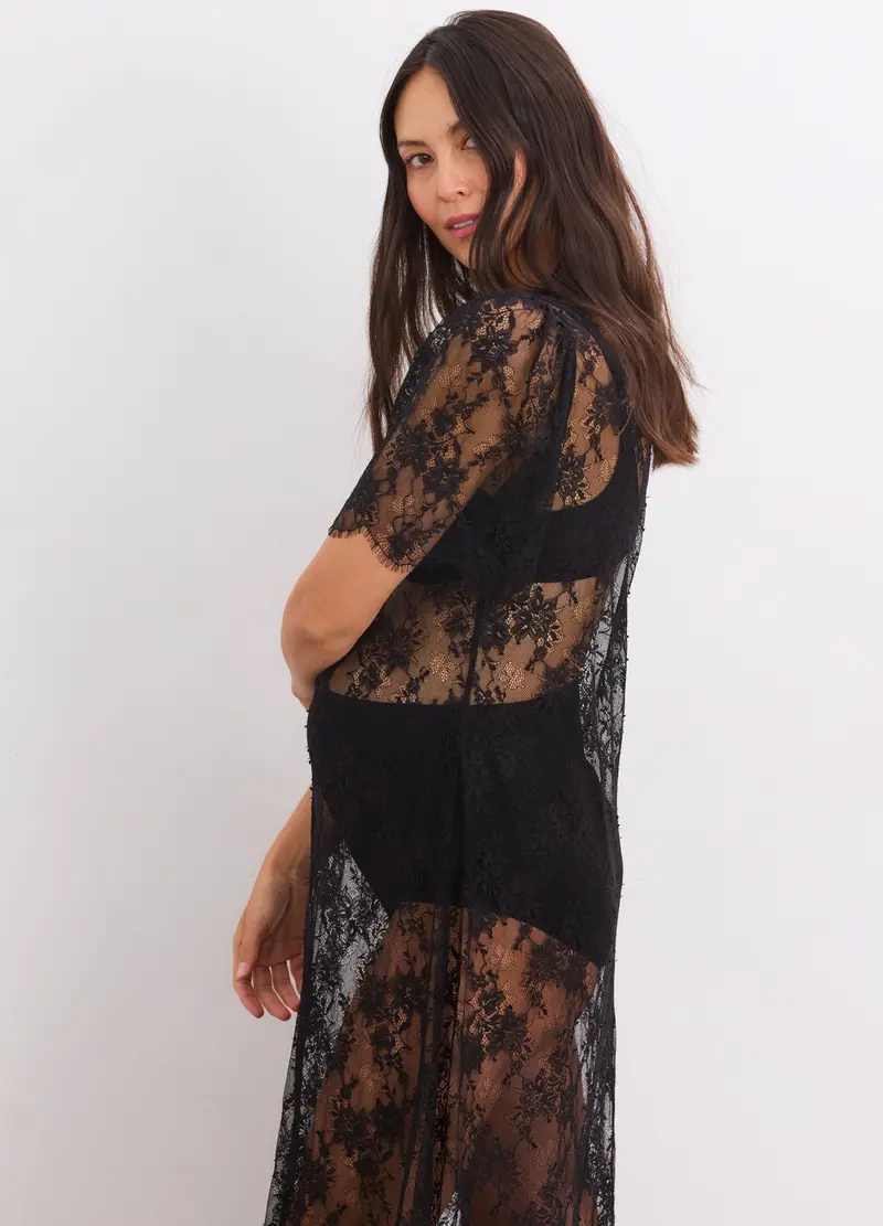 The Elizabetta Lace Dress 1